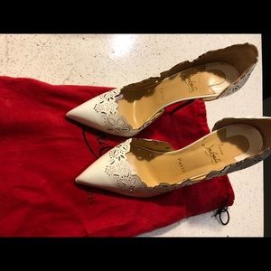 Christian louboutin sheos